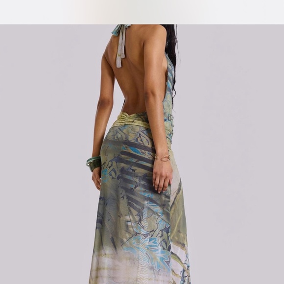 Jaded London Cindy Plunge Maxi Dress in Blue and Green - Picture 4 of 4